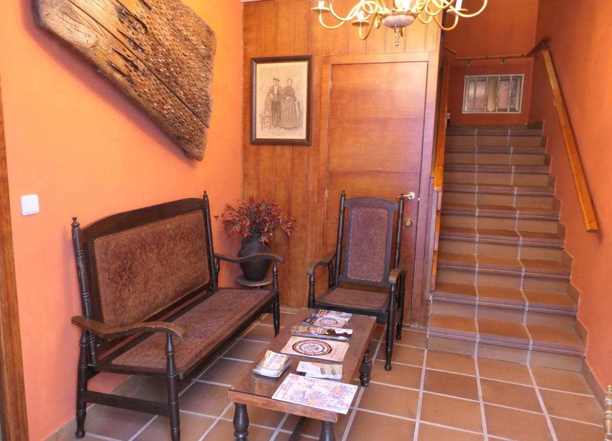 Hotel Casa Escosa à Albalate del Arzobispo Extérieur photo